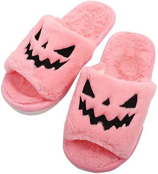 👠 Spooky Cozy Chic Slippers ❄️💖