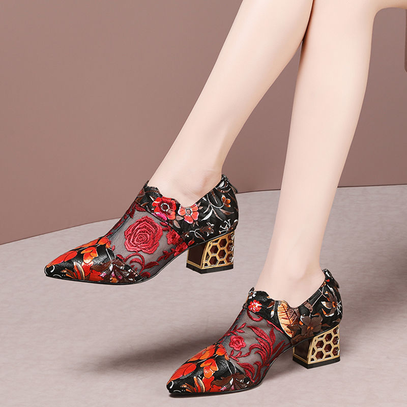 Ethnic Wind Rhinestone Mid-heel