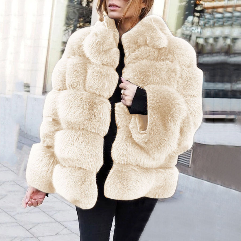 ✨ Faux Fur Elegance Jacket 💫