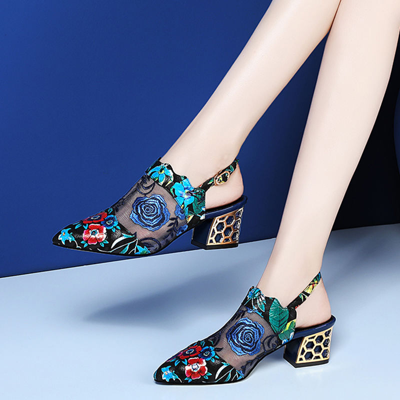 Ethnic Wind Rhinestone Mid-heel