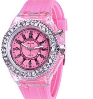 💫🌙 Radiant Glow – Luxury Women’s Watch 💖