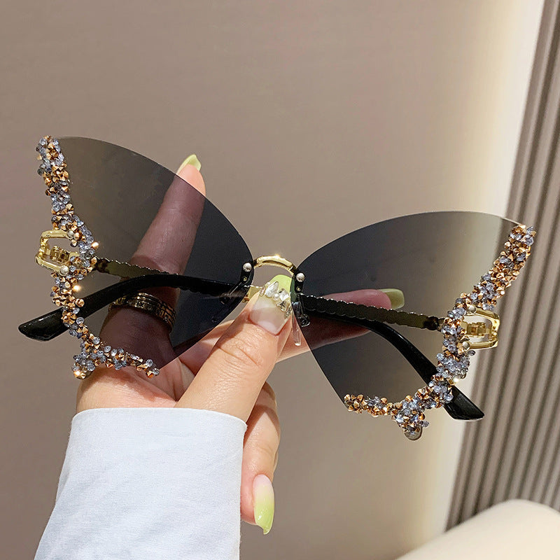 ✨ **Luxury Diamond Butterfly Rimless Sunglasses** 😎💎