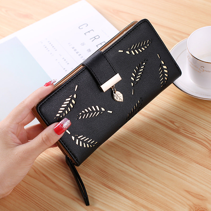 🌿 Léafora Elegance Hollow Wallet
