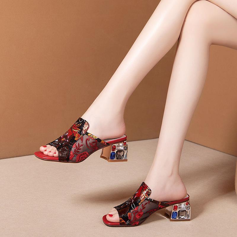 Ethnic Wind Rhinestone Mid-heel