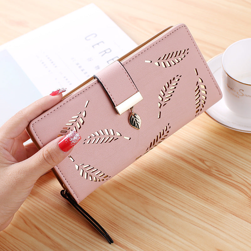 🌿 Léafora Elegance Hollow Wallet