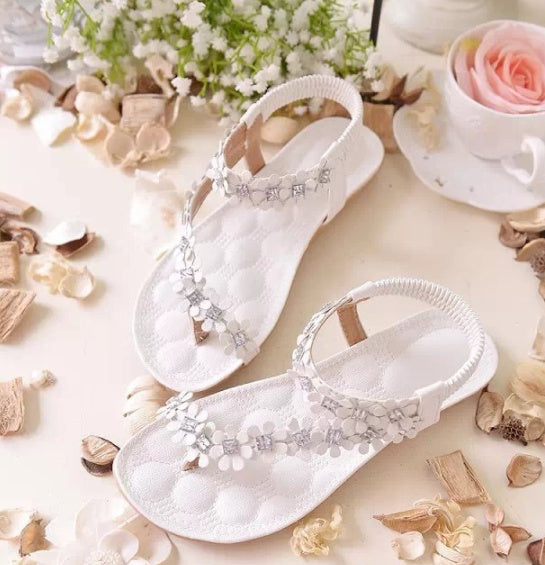 Flat bottom flower rhinestone boho female sandals