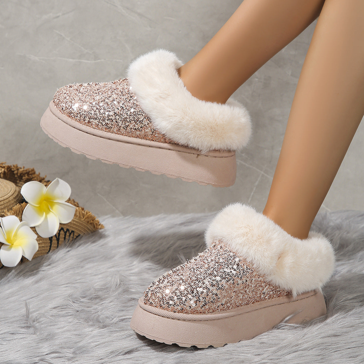 🔥🥿 “Sparkly ✨ Cozy ❄️ Slippers – Warmth 💖 with Style 💎!”