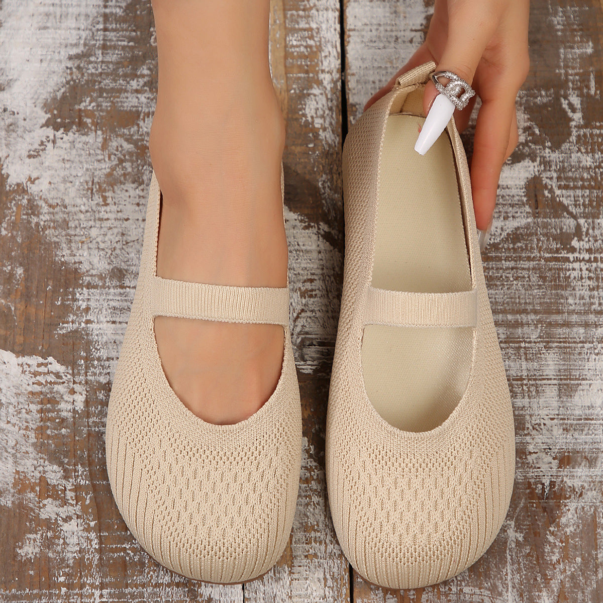 Breathable Plus Size Low-Top Flat Pumps