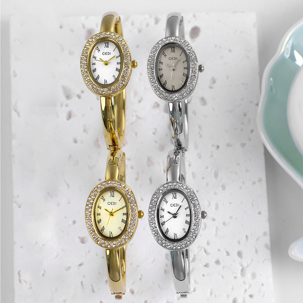 Niche Oval Bathtub Bracelet