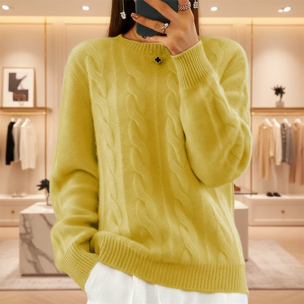 🧶✨ CozyLuxe™ Cable Pullover Top ✨🧶